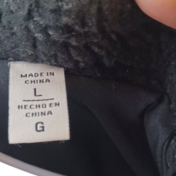 Levi’s Black Sherpa Fleece Teddy Jacket Sz L Full Zip Snap Faux Fur Lined Coat - Picture 10 of 11